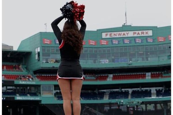 Club Sports - Cheerleading image number null